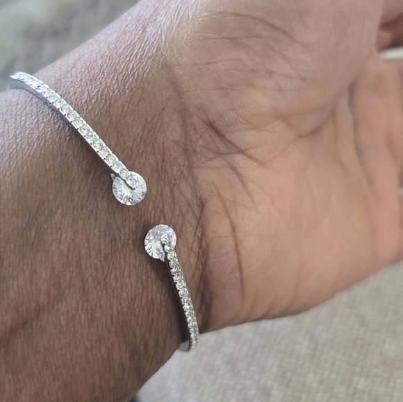 Givenchy Elegant Silver Bracelet Crystal Accents New Women - Picture 4 of 15